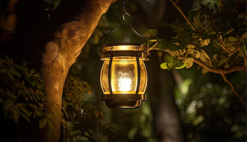 Best Outdoor Solar Hanging Lanterns